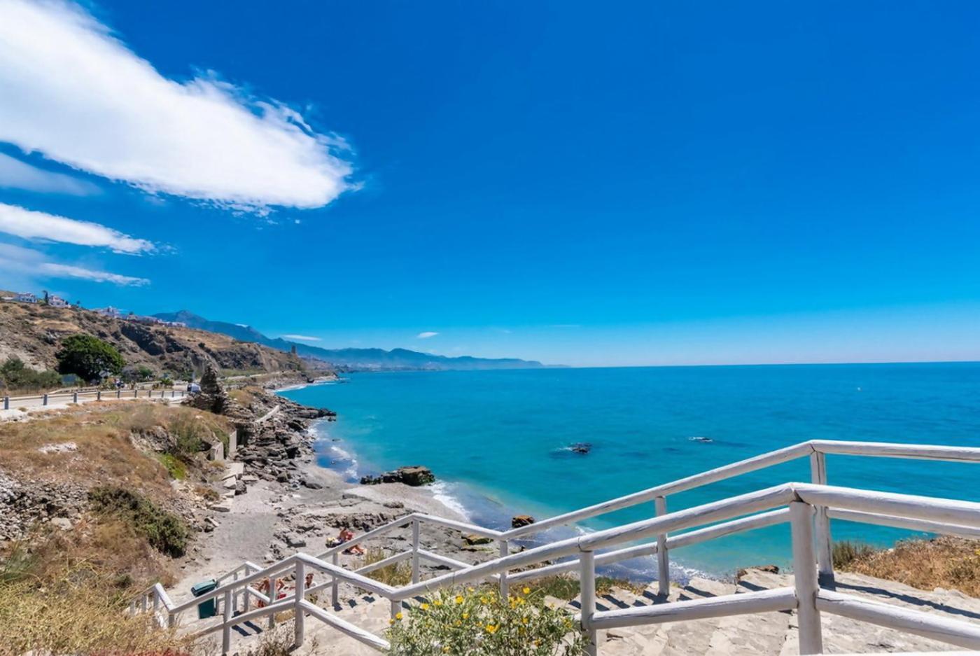 Apartamento Con Impresionantes Vistas Al Mar Torrox Esterno foto